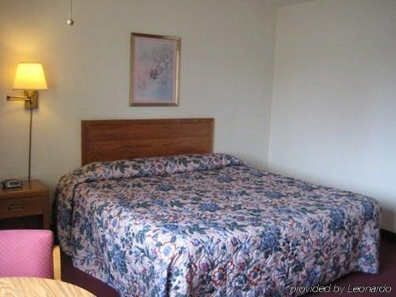Amerivu Inn & Suites-Avon Oda fotoğraf