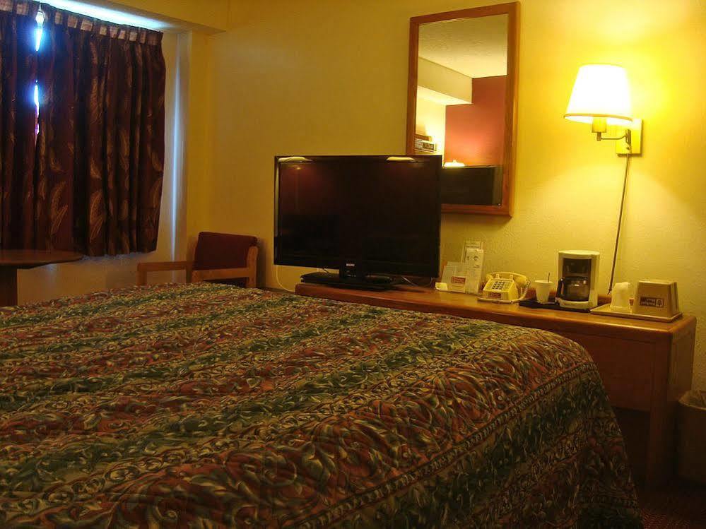 Amerivu Inn & Suites-Avon Dış mekan fotoğraf